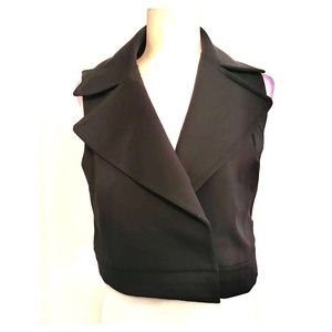 Lululemon Athletica Size 6 "Quick Change" Black Vest (alone) Sleeveless